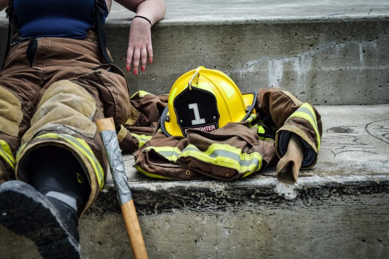消防士ドットコム 消防士の出世コースとは 大卒と高卒の違いによる階級や昇任を比較